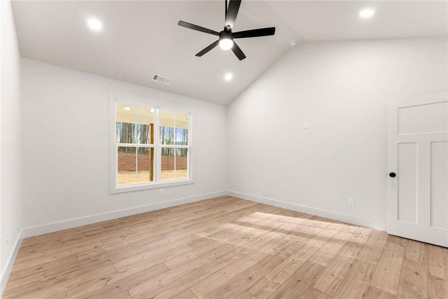 Spacious, unfurnished interior of a new home in , Cleveland (Image 50).