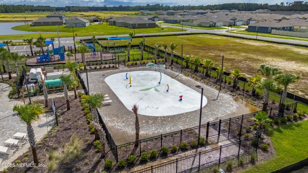 Community amenities in The Arbors, Jacksonville (Image 35).