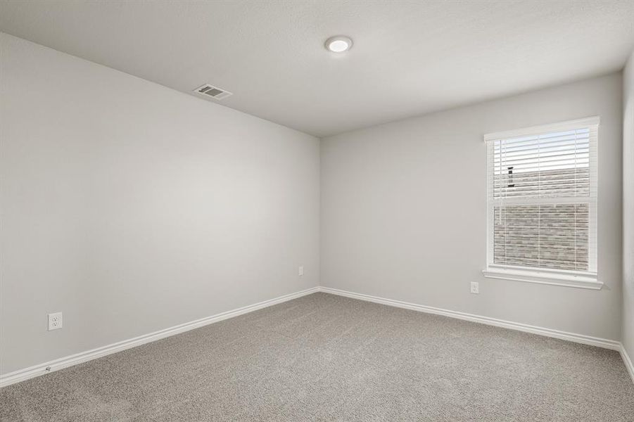 Spacious, unfurnished interior of a new home in Rocky Creek Crossing, Fort Worth (Image 14). Spacious, unfurnished interior of a new home in Rocky Creek Crossing, Fort Worth (Image 14).