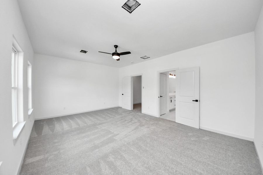 Spacious, unfurnished interior of a new home in , Houston (Image 33). Spacious, unfurnished interior of a new home in , Houston (Image 33).
