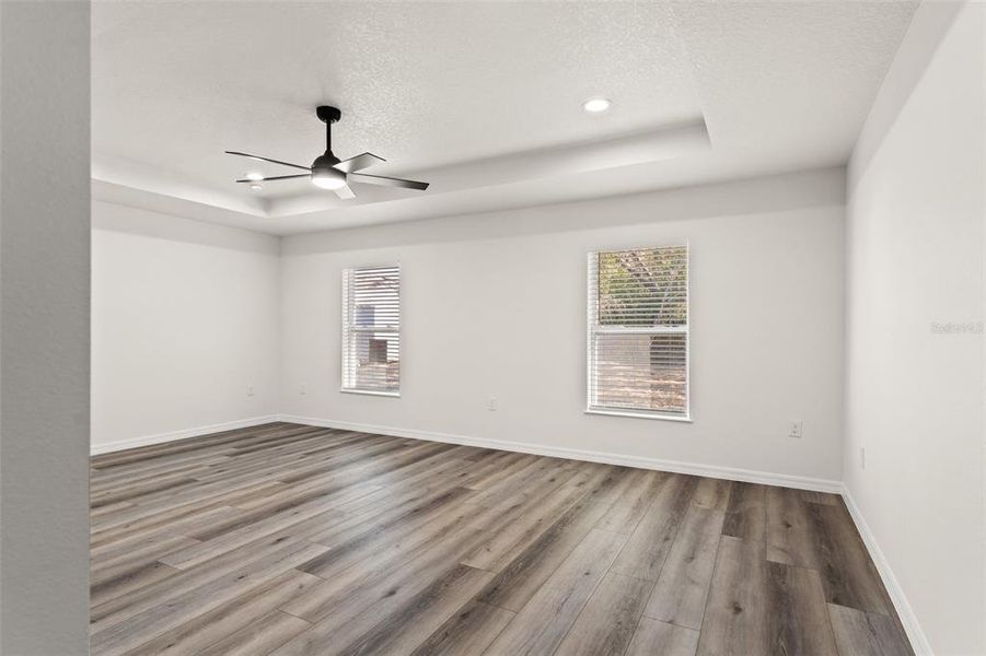 Spacious, unfurnished interior of a new home in , Spring Hill (Image 30).
