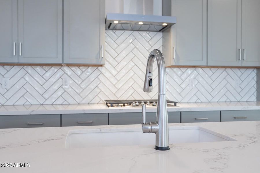 Tri Pointe Waterston Central 296 - Kitch