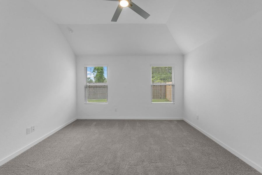 Spacious, unfurnished interior of a new home in Cypresswood Landing, Humble (Image 11).