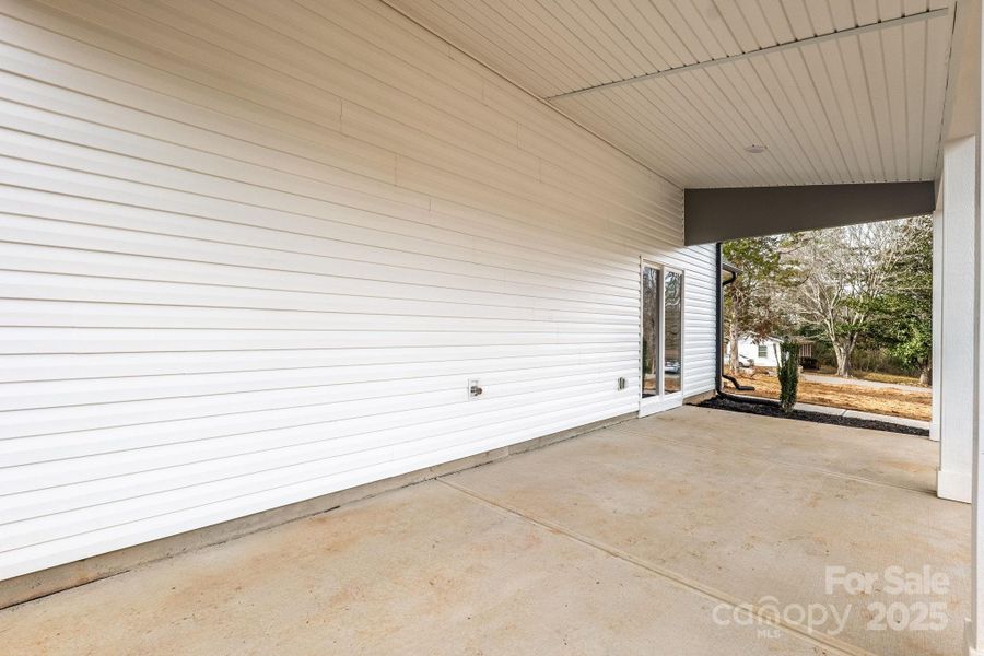 Exterior details and patio area of a home in , Shelby (Image 30).