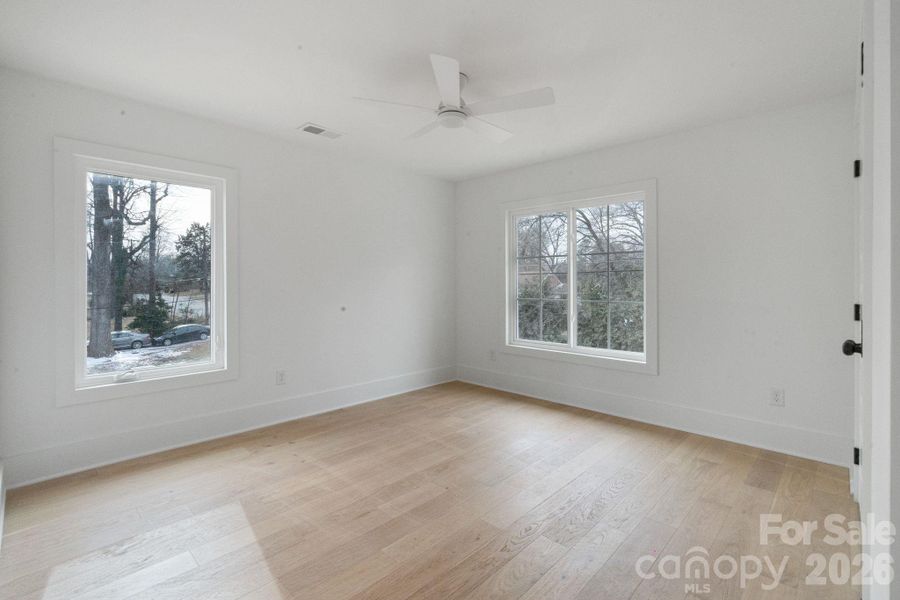 Spacious, unfurnished interior of a new home in , Charlotte (Image 23).