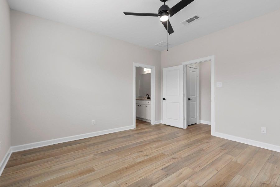 Spacious, unfurnished interior of a new home in Emberly, Beasley (Image 13).