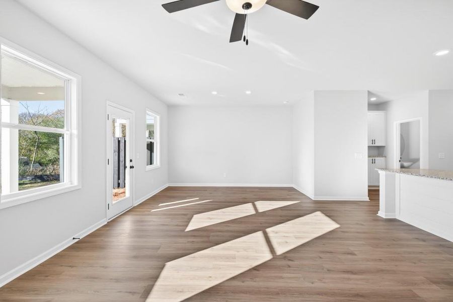 Spacious, unfurnished interior of a new home in , Commerce (Image 21).