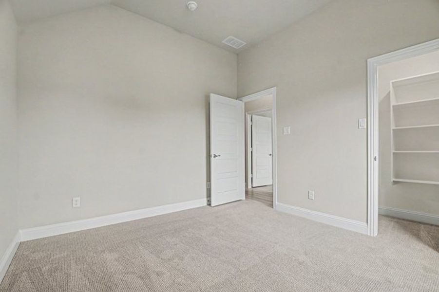 Spacious, unfurnished interior of a new home in Cole Crossing Estates, DeSoto (Image 25). Spacious, unfurnished interior of a new home in Cole Crossing Estates, DeSoto (Image 25).