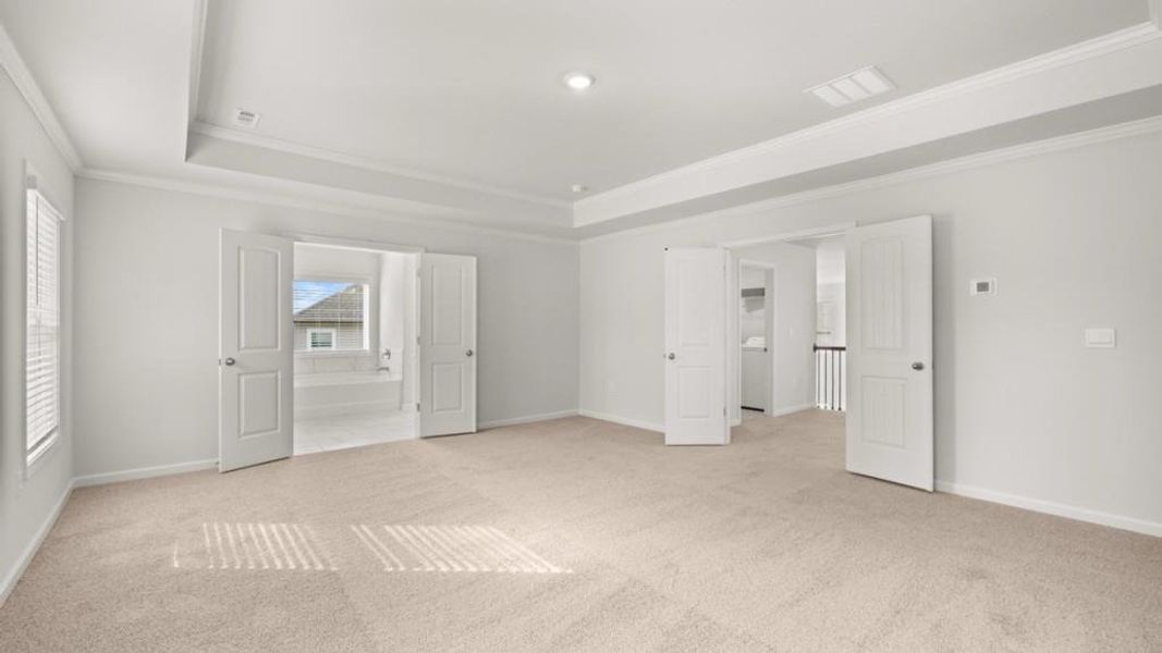 Spacious, unfurnished interior of a new home in Haven Abbey, Cumming (Image 25).