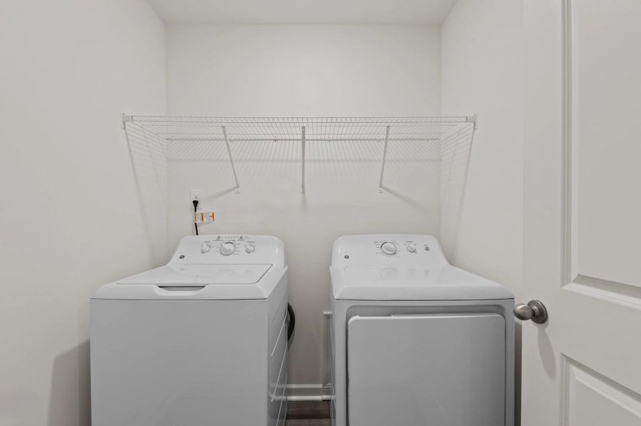 Representative interior finishes for a home built from the Solstice by Starlight Homes in Casteel, Bethlehem (Image 15).