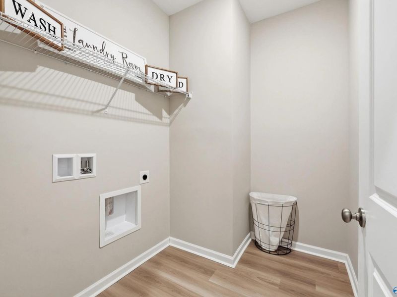 Spacious, unfurnished interior of a new home in Bailey Park, Fayetteville (Image 20).