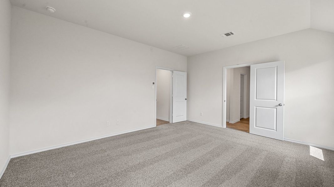 Spacious, unfurnished interior of a new home in Wildwood, Royse City (Image 11). Spacious, unfurnished interior of a new home in Wildwood, Royse City (Image 11).