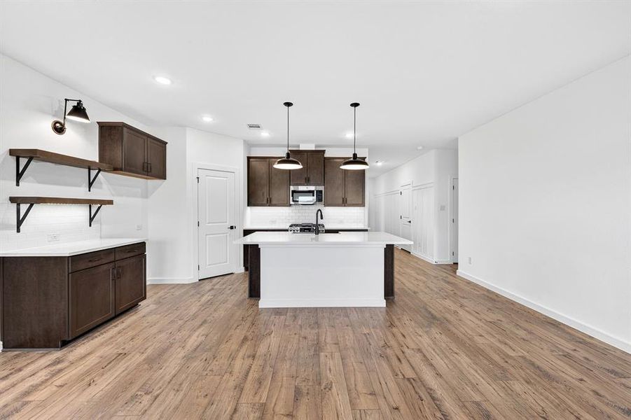 Furnished interior view inside a new home in Aspire at Noble Ridge, Howe (Image 6). Furnished interior view inside a new home in Aspire at Noble Ridge, Howe (Image 6).