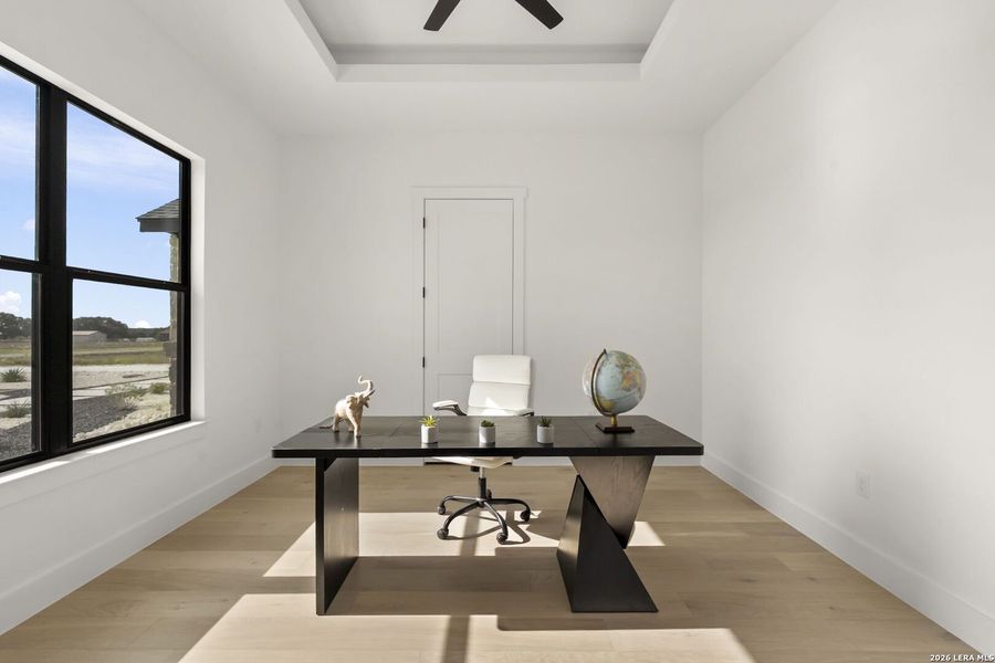 Furnished interior view inside a new home in , Bandera (Image 6).
