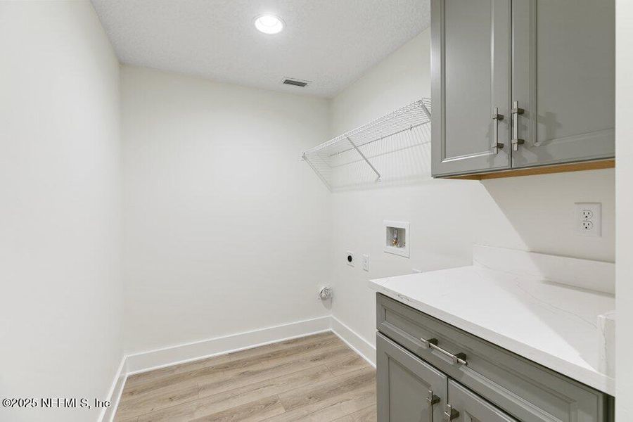 Image 35 of a home in .