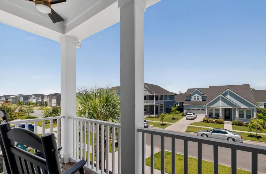 Exterior details and patio area of a home in Carnes Crossroads, Summerville (Image 3).