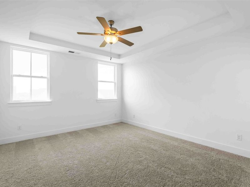 Spacious, unfurnished interior of a new home in Heartland, Heartland (Image 24).
