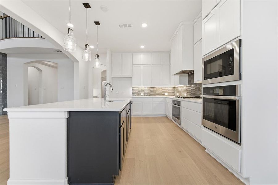 Furnished interior view inside a new home in Green Meadows, Celina (Image 11).