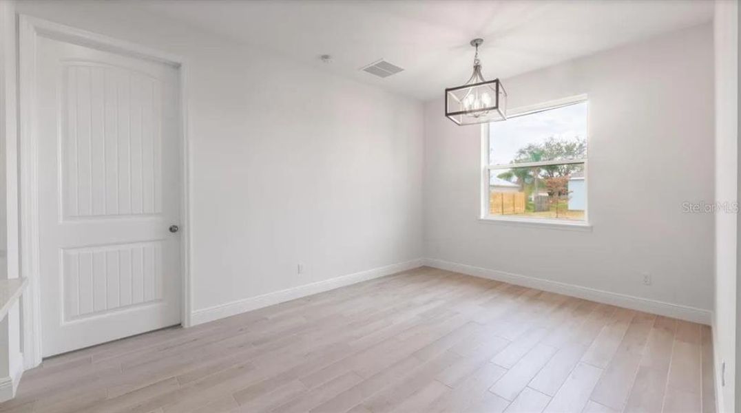 Spacious, unfurnished interior of a new home in , Palm Bay (Image 17).