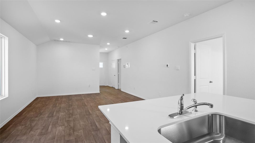 Image 13 of a home in Marigold.