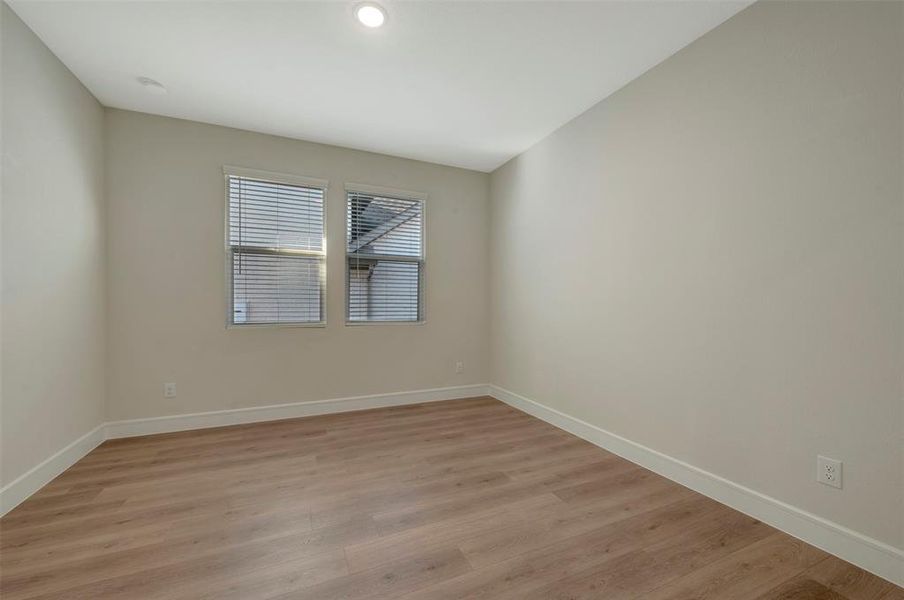 Spacious, unfurnished interior of a new home in Elevon, Lavon (Image 20). Spacious, unfurnished interior of a new home in Elevon, Lavon (Image 20).