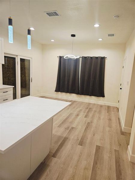 Furnished interior view inside a new home in , Dallas (Image 10).