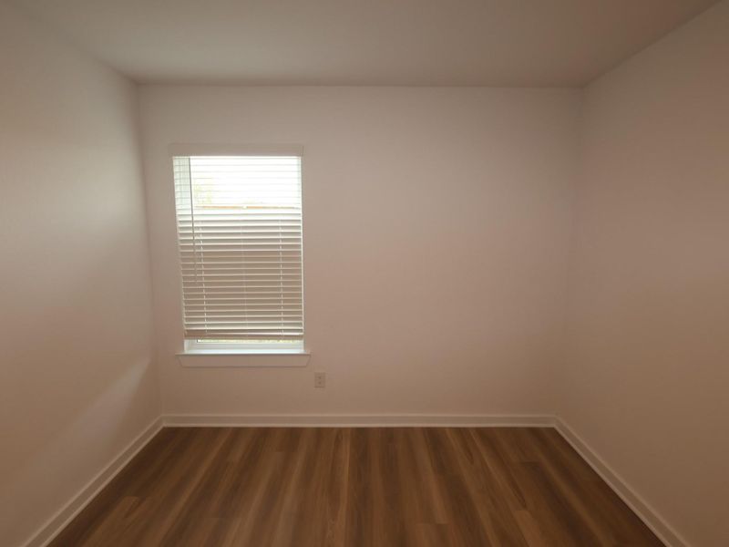 Spacious, unfurnished interior of a new home in Summerview, Fulshear (Image 11).