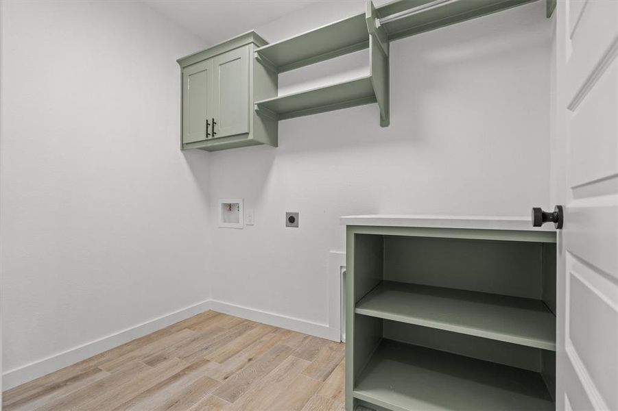 Spacious, unfurnished interior of a new home in , Lindale (Image 12). Spacious, unfurnished interior of a new home in , Lindale (Image 12).