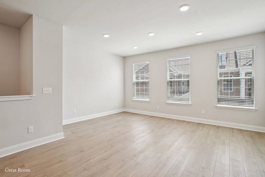 Spacious, unfurnished interior of a new home in Promenade at Clari Park, Murfreesboro (Image 14).
