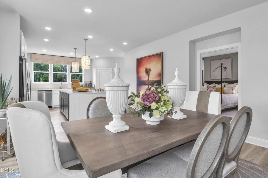 P_RAL_FAL_Mackintosh_Model_INT_EAT_1