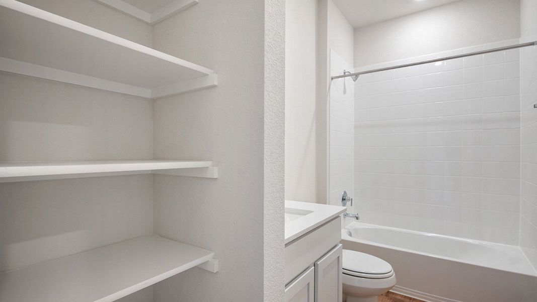 Image 35 of a home in Thunder Rock.