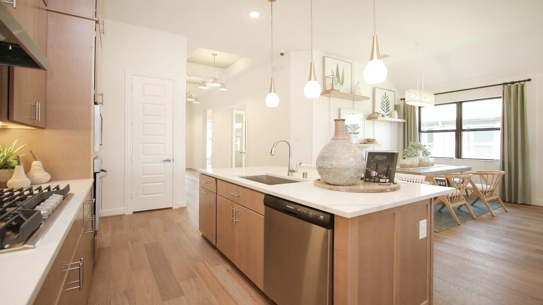 Model home photos of similar floorplans, not pictures of actual home. Model home photos of similar floorplans, not pictures of actual home.