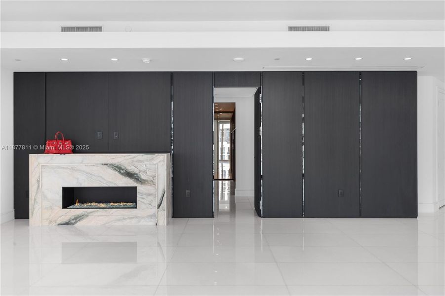 Image 28 of a home in .