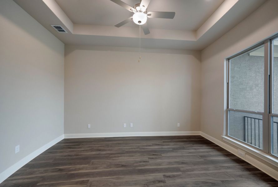 Representative unfurnished interior of a home built from the The Davinci by Whitestone Custom Homes in Johnson Ranch, Bulverde (Image 22).