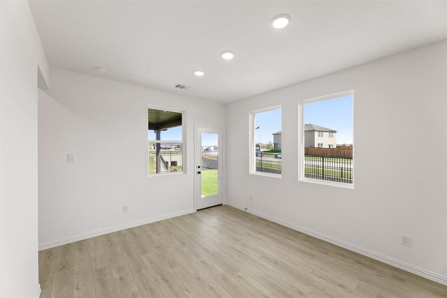 14097 Donahue-Dining Room-1