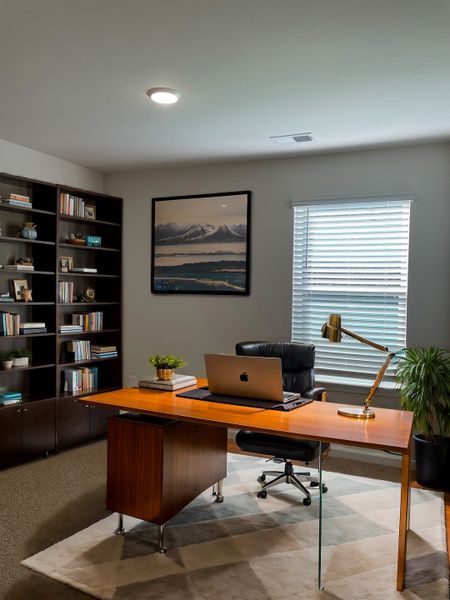 Representative furnished interior of a home built from the Stoneycreek Plan for Meece by Veranda Homes in Meece, Easley (Image 26).