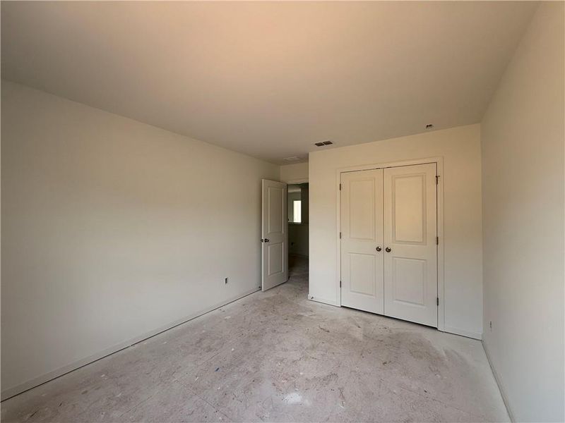 Spacious, unfurnished interior of a new home in Leydenview, Mableton (Image 18).