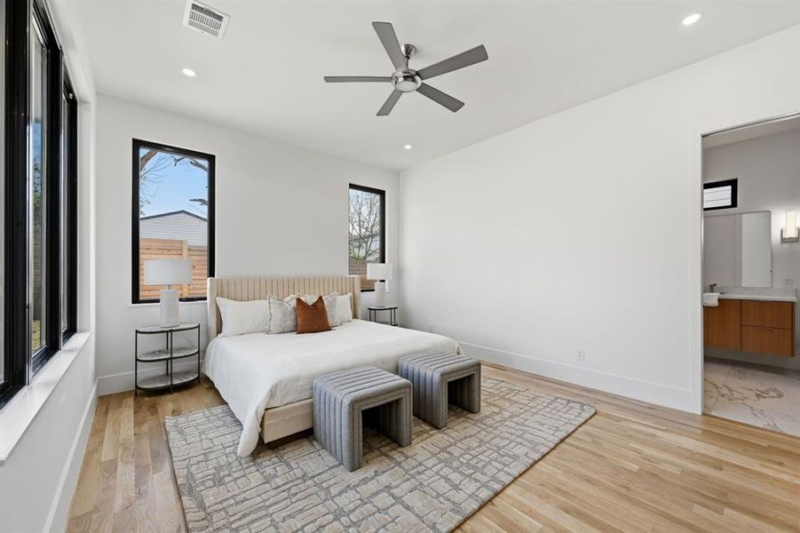 Furnished interior view inside a new home in , Dallas (Image 18).