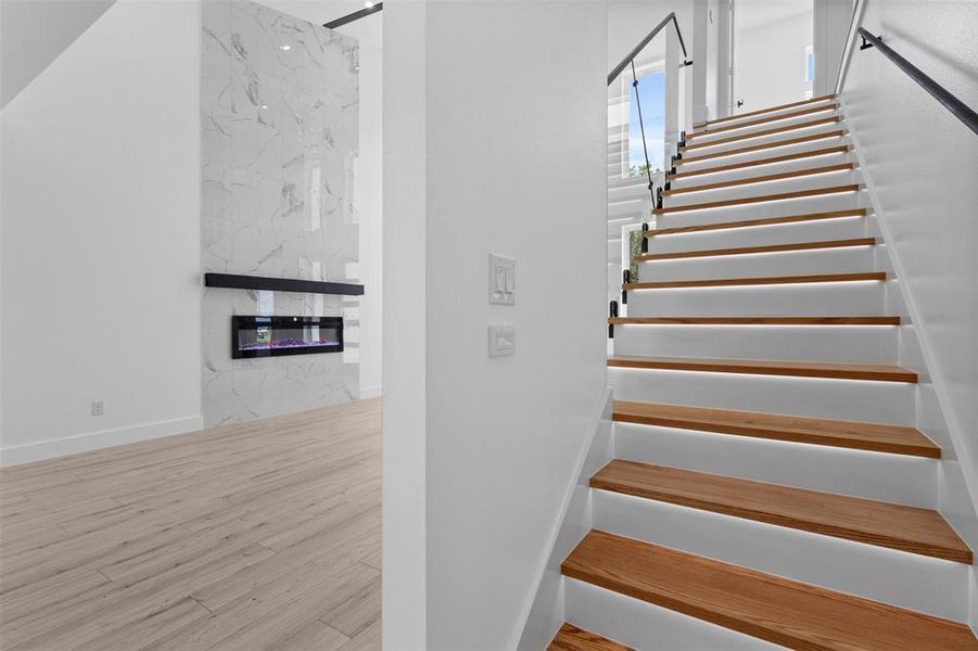 Spacious, unfurnished interior of a new home in , Emory (Image 27).