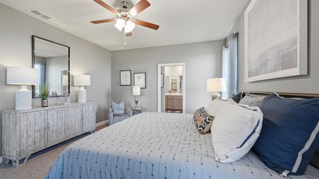 Furnished interior view inside a new home in Eagle Creek, Denton (Image 35).