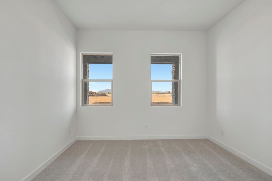 Spacious, unfurnished interior of a new home in Soleo, San Tan Valley (Image 31).