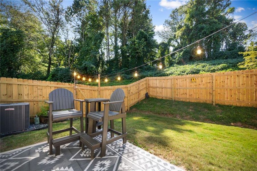 Furnished interior view inside a new home in , Jasper (Image 9).