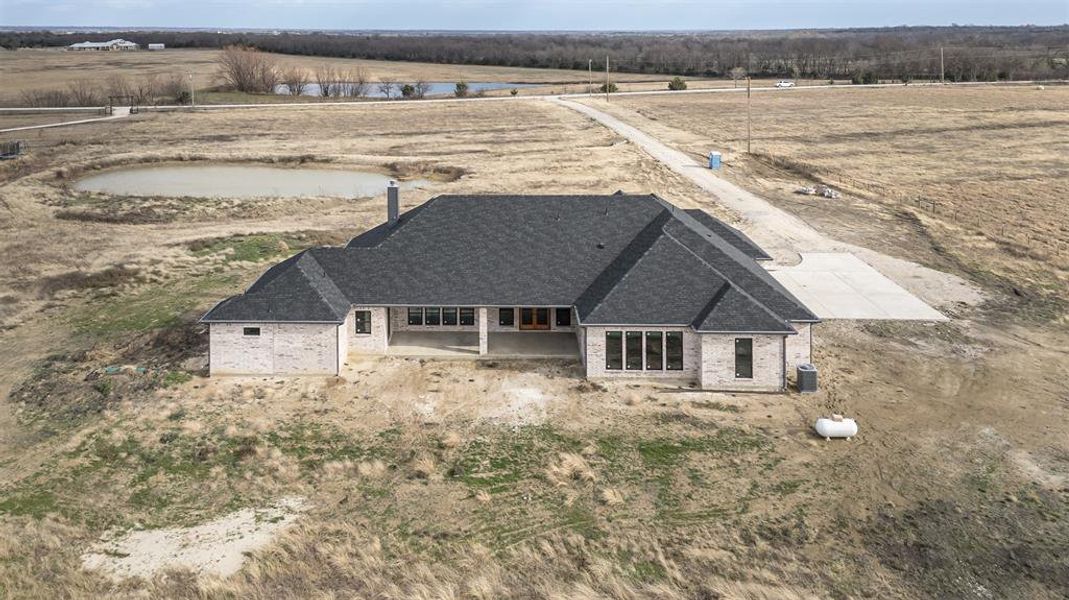 Image 37 of a home in . Image 37 of a home in .