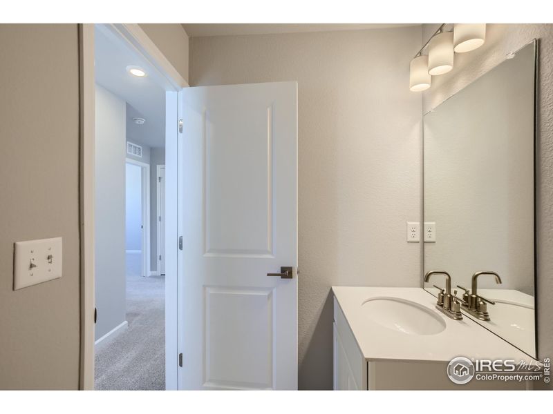 Picture reflects a similar floor plan, but not the exact house. Picture reflects a similar floor plan, but not the exact house.