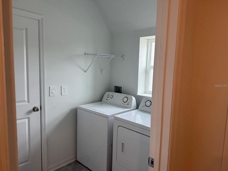 Image 10 of a home in Cascades.