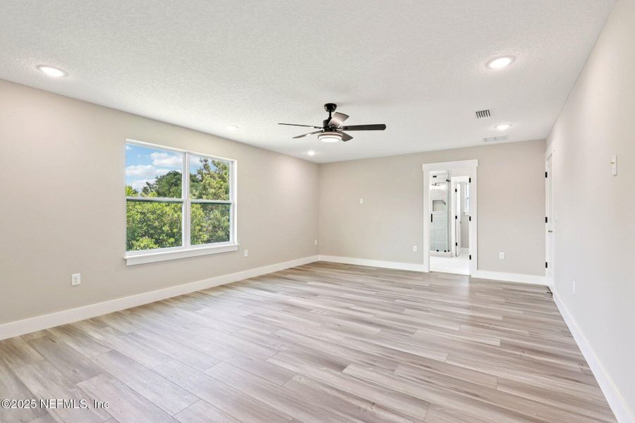 Spacious, unfurnished interior of a new home in , Orange Park (Image 36). Spacious, unfurnished interior of a new home in , Orange Park (Image 36).