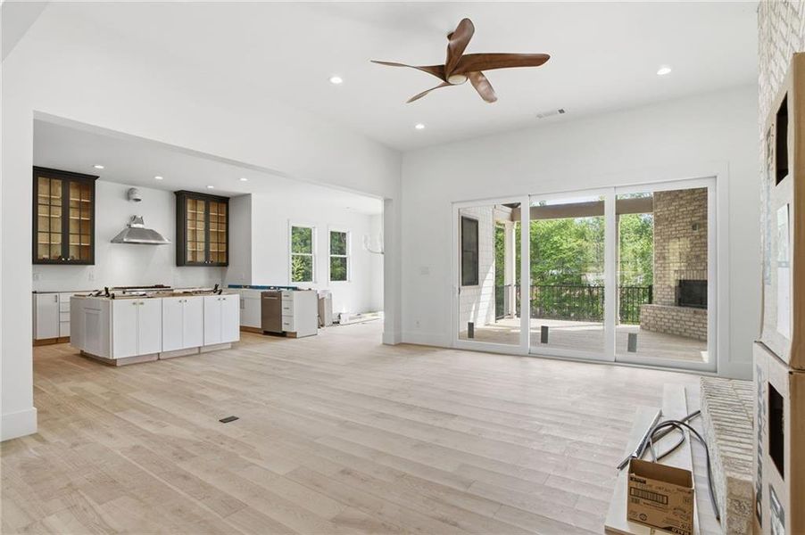 Image 47 of a home in .