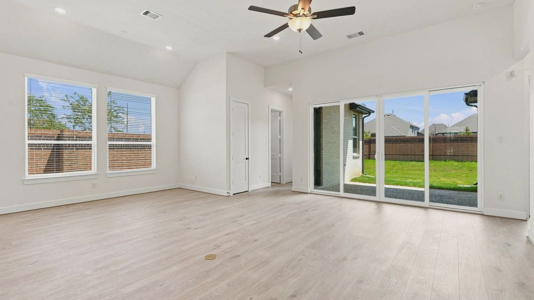 Spacious, unfurnished interior of a new home in Elyson 50's, Katy (Image 18).