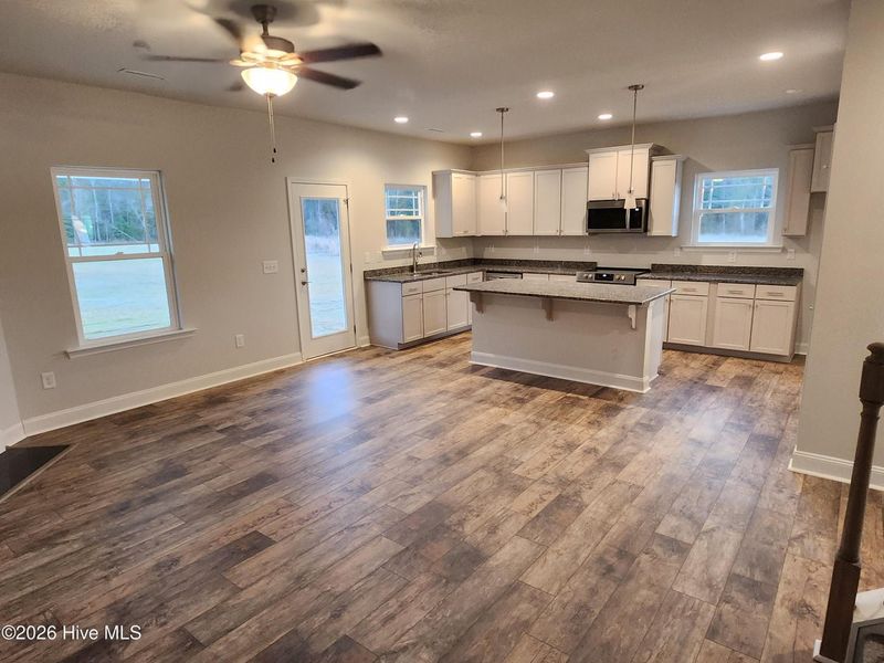 Spacious, unfurnished interior of a new home in Patriot Pointe, Jacksonville (Image 9). Spacious, unfurnished interior of a new home in Patriot Pointe, Jacksonville (Image 9).