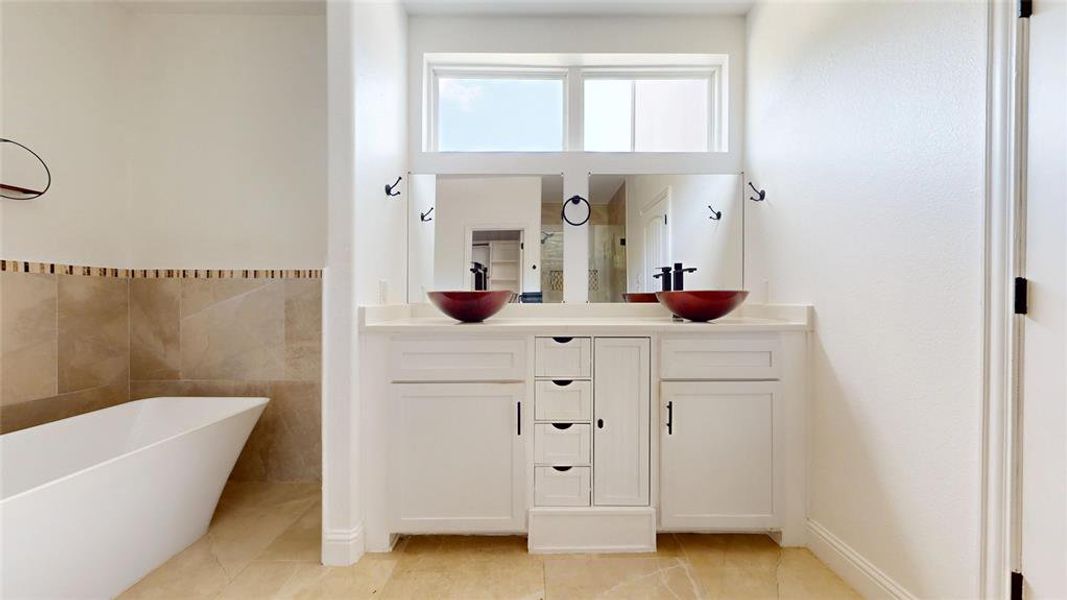 Furnished interior view inside a new home in , Dallas (Image 11). Furnished interior view inside a new home in , Dallas (Image 11).